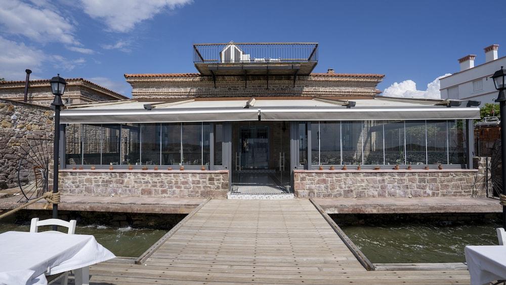 Ayvalı Villa Pietra Butik Otel מראה חיצוני תמונה